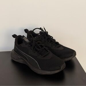 Puma All-Black Mesh Low-Top Sneakers size 38